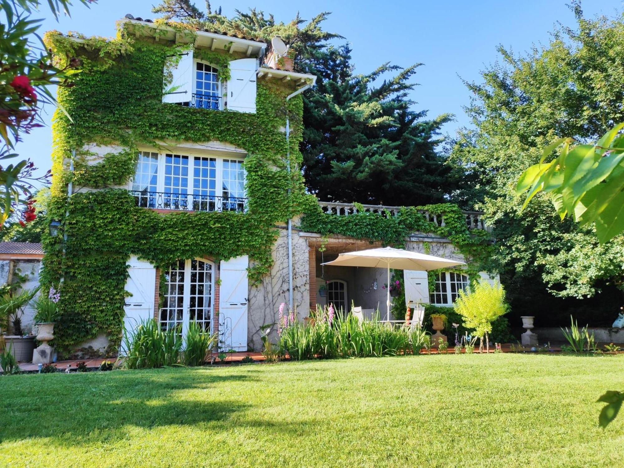 Chateau De Pys Guest House Latrape 外观 照片
